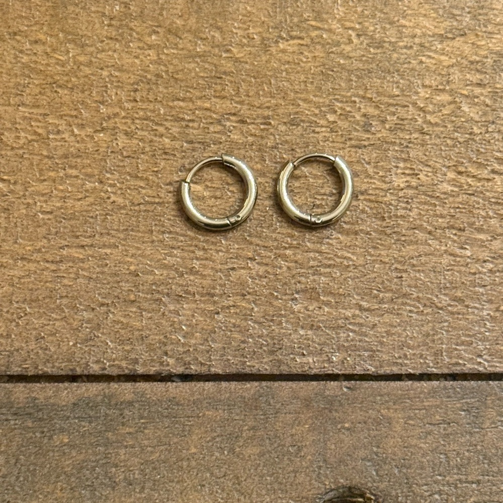 Small silver hoop earrings